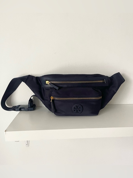 Tory Burch Handbags - Tory Burch Navy Blue Belt Bag